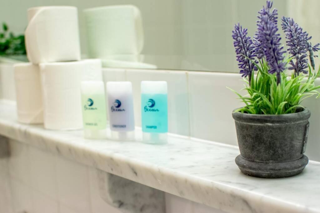 310 - The Carrowbeg At The Harbour Mills By Shortstays Westport Esterno foto