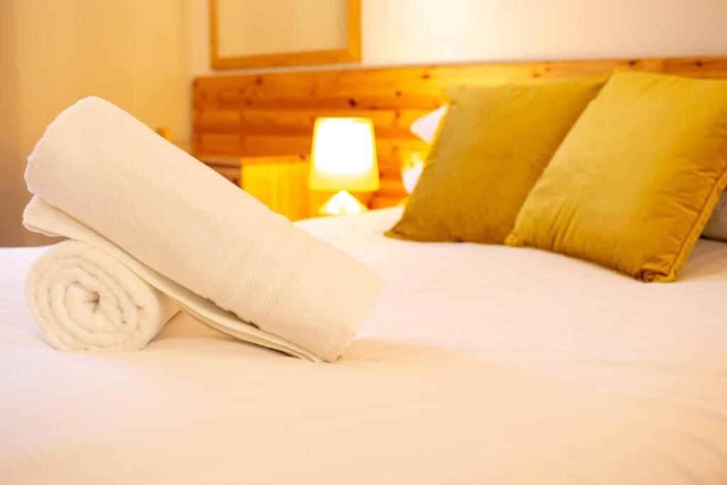 310 - The Carrowbeg At The Harbour Mills By Shortstays Westport Esterno foto