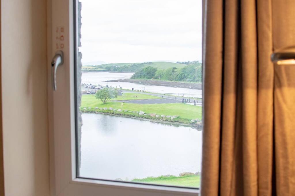 310 - The Carrowbeg At The Harbour Mills By Shortstays Westport Esterno foto